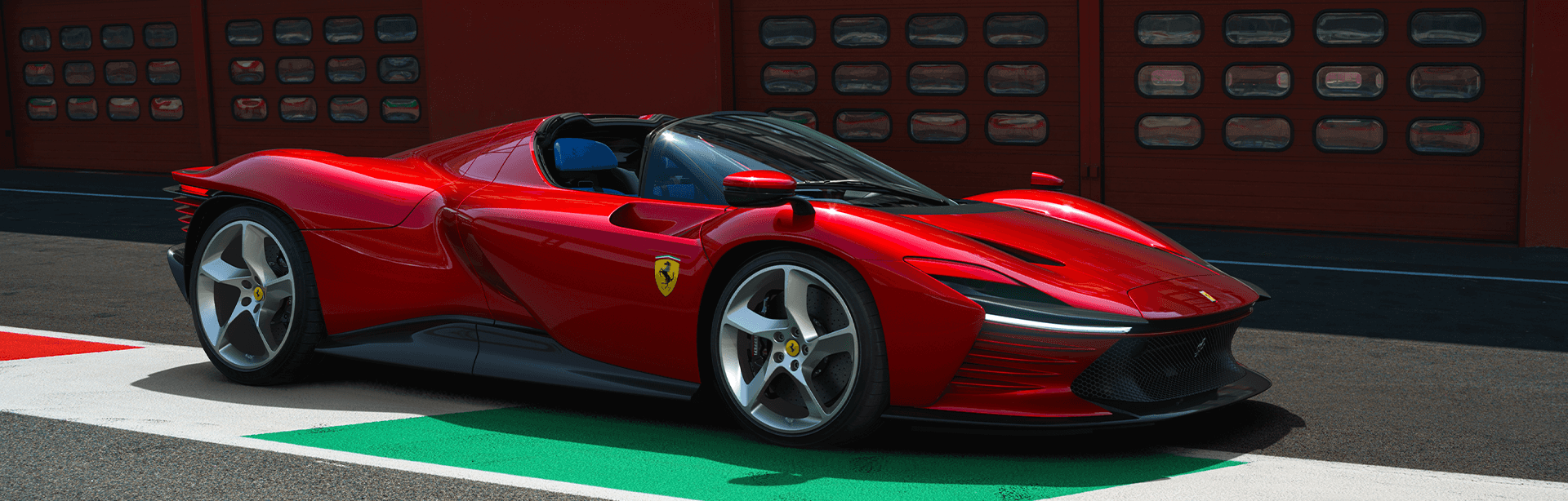 Ferrari Daytona SP3 rosso magma
