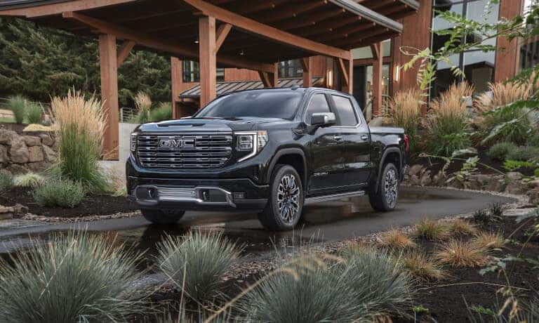 2023 GMC Sierra 1500 Exterior Parked On A Driveway