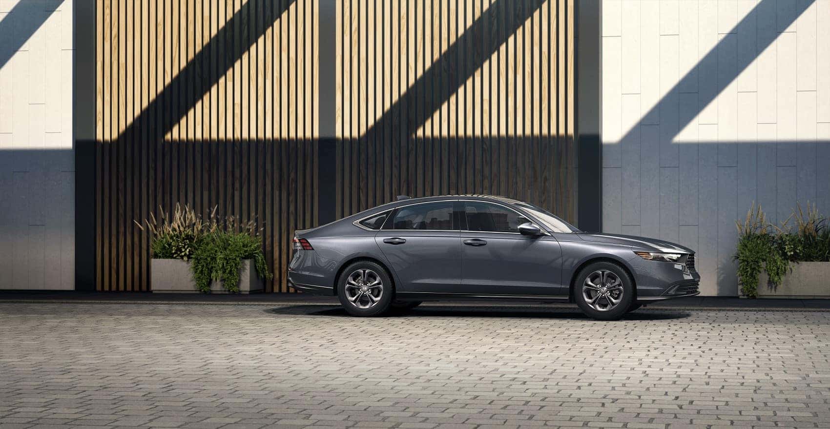 Honda Accord Hybrid: Sleek Style and Tech