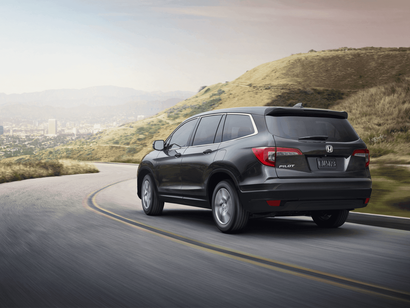 2021 Honda Pilot Gray Highway