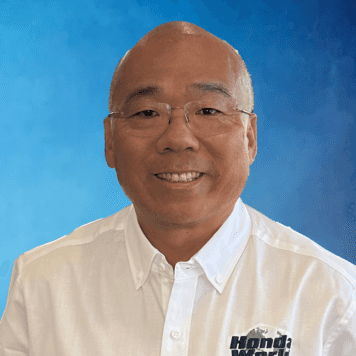 Steve Choi      <br> (Speaks Korean)