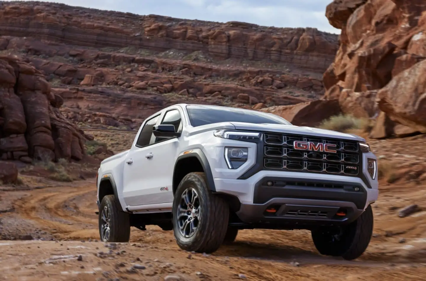 2023 Gmc Canyon 