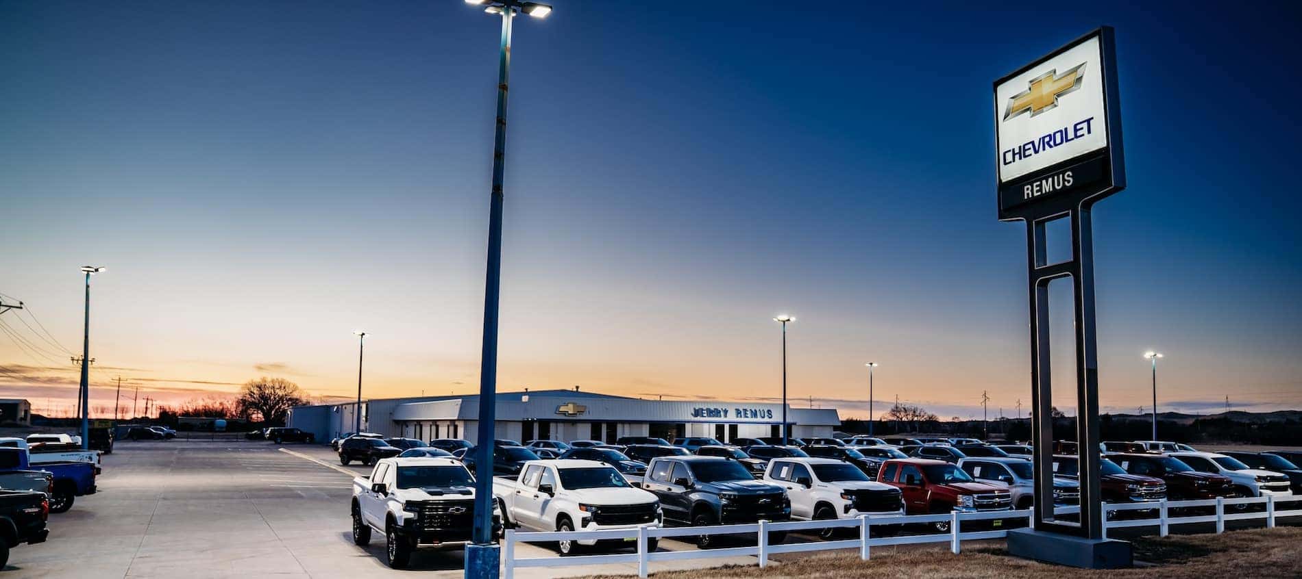 Jerry Remus Chevrolet parking lot image