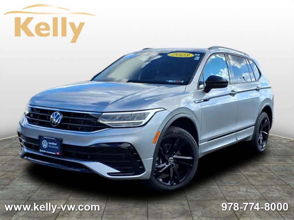 Pyrite Silver Metallic VW Tiguan SE R-Line Black