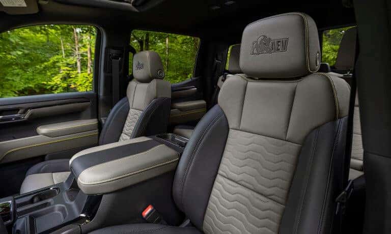 2026 Chevy Silverado 1500 Interior Front Seats