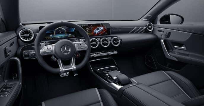 Interior & Tech Features