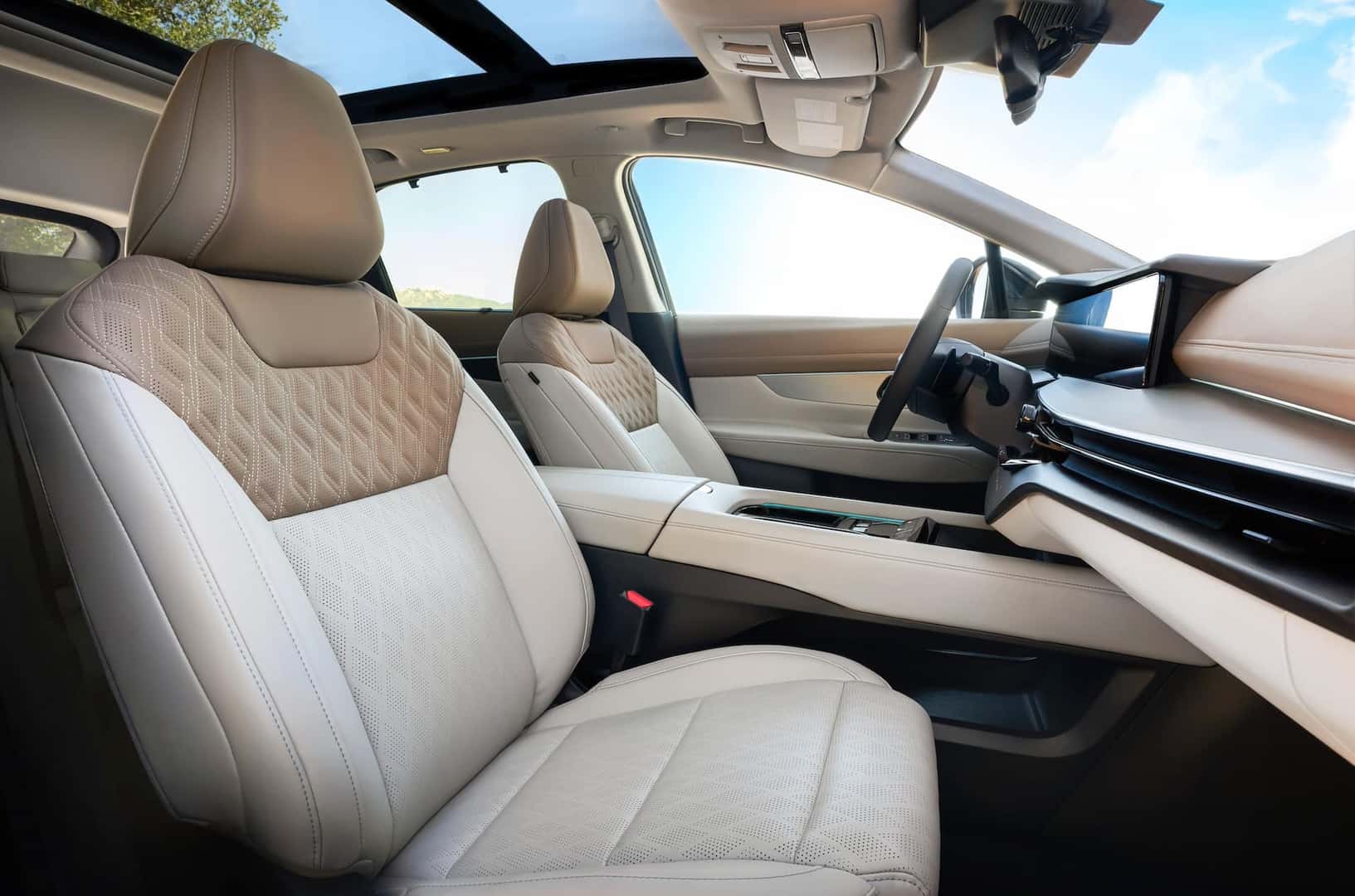 2025 Nissan Murano ivory front seats