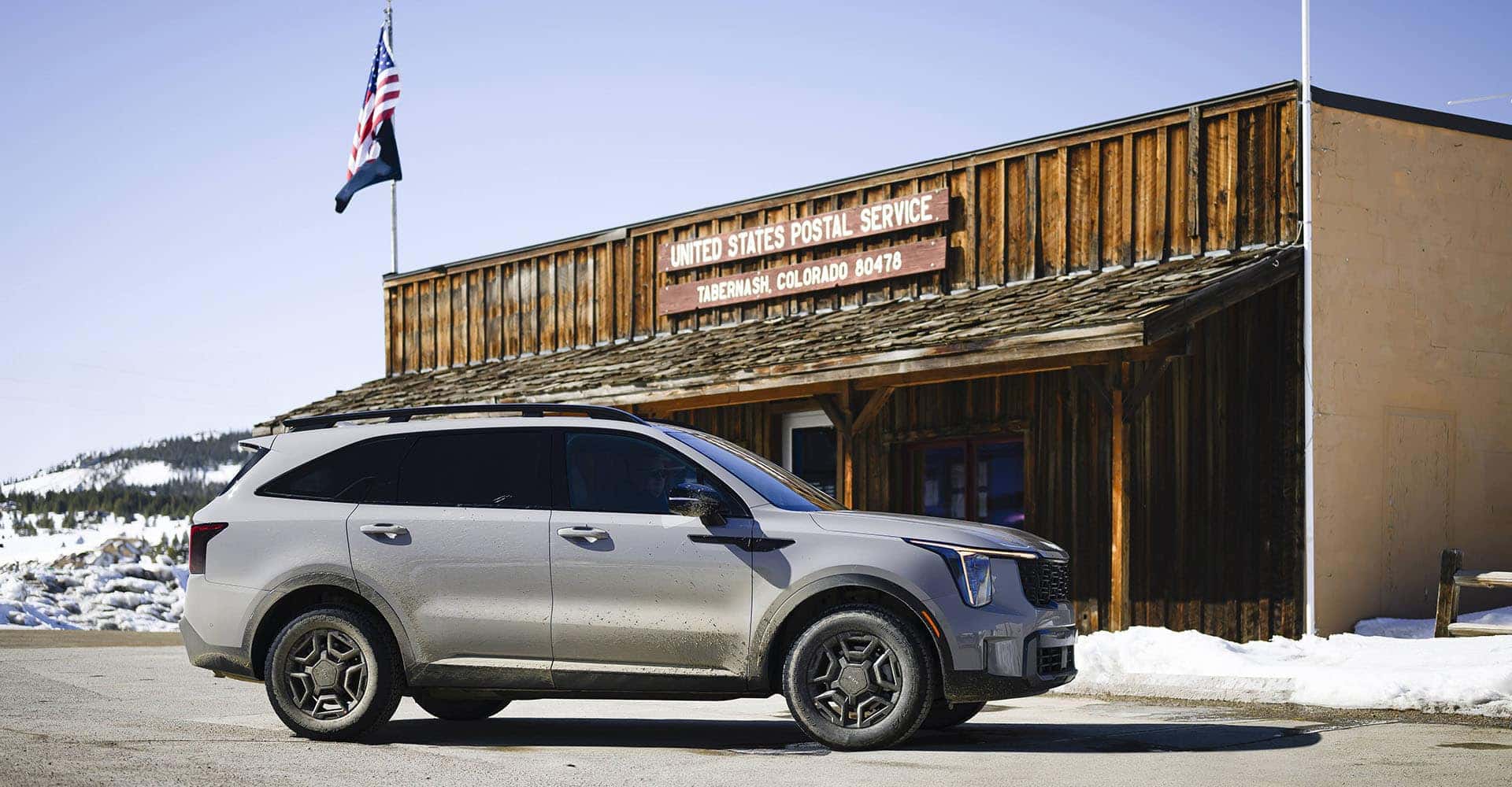 2026-Kia-Sorento-at-post-office