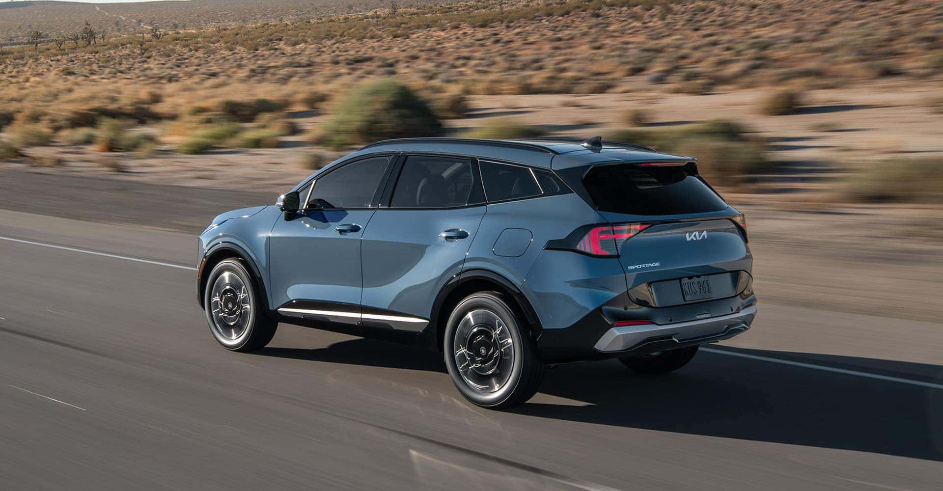 2026 Kia Sportage Hybrid driving