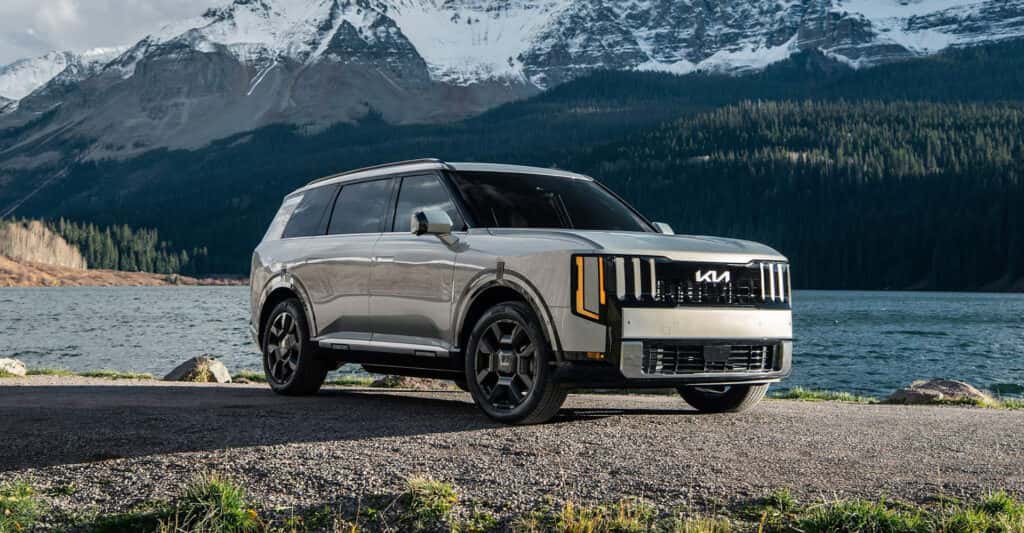 2027-Kia-Telluride-white-color