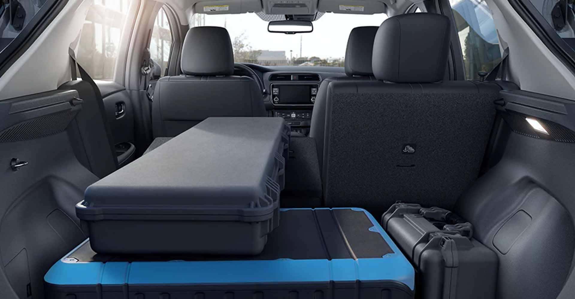 2025-nissan-leaf-cargo-space-versatile