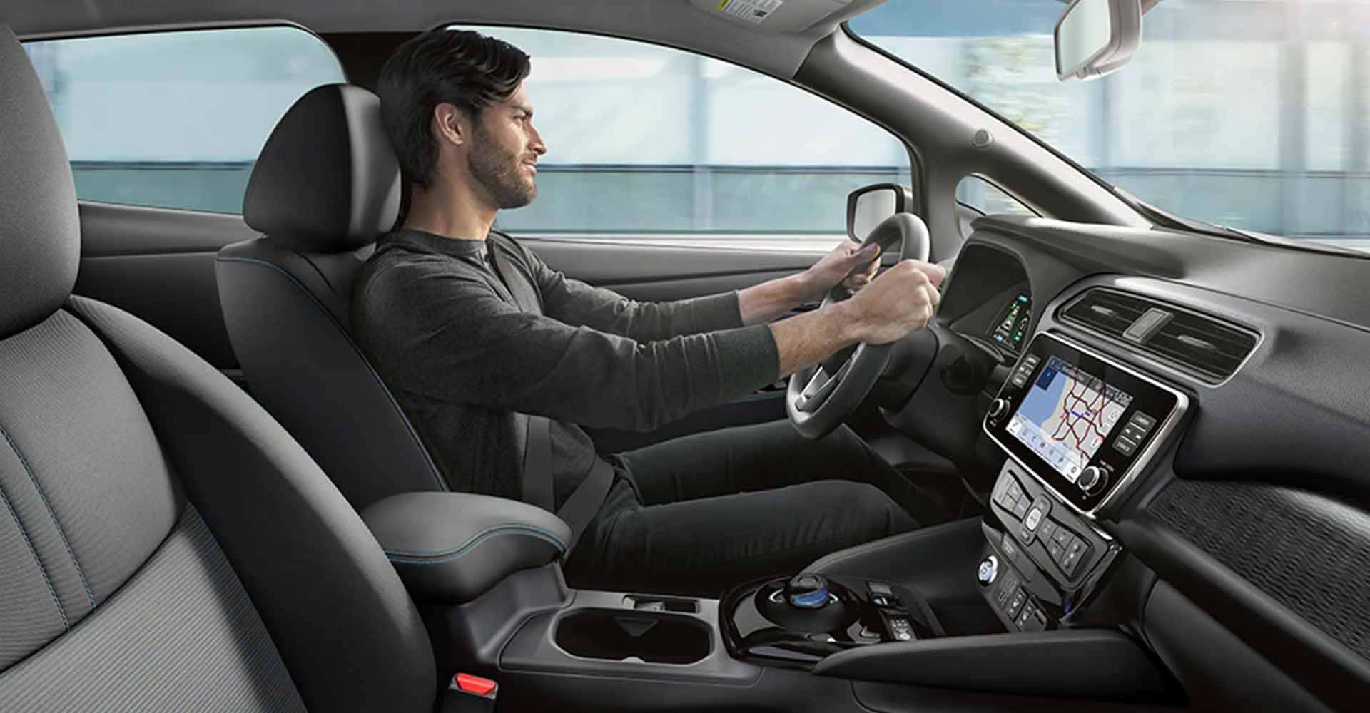 2025-nissan-leaf-interior-view-leather-seats-dashboard