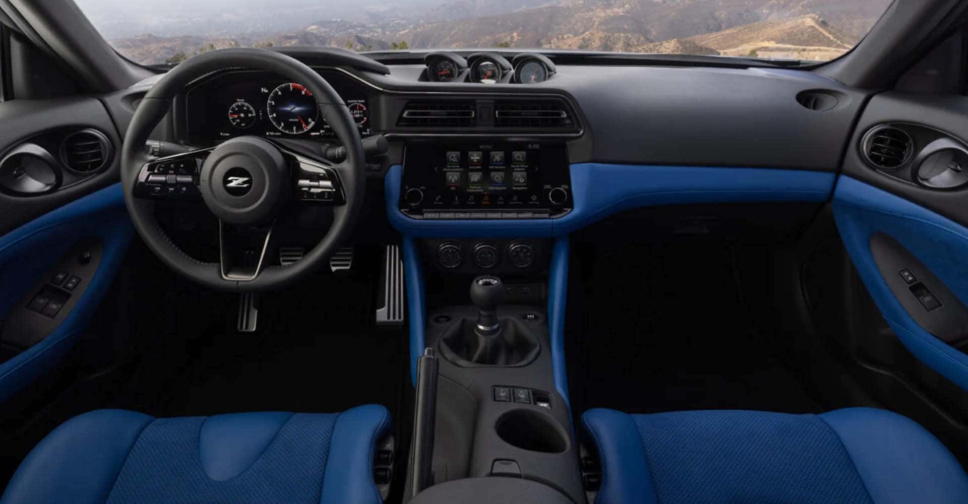 2025-nissan-z-driver-oriented-cockpit