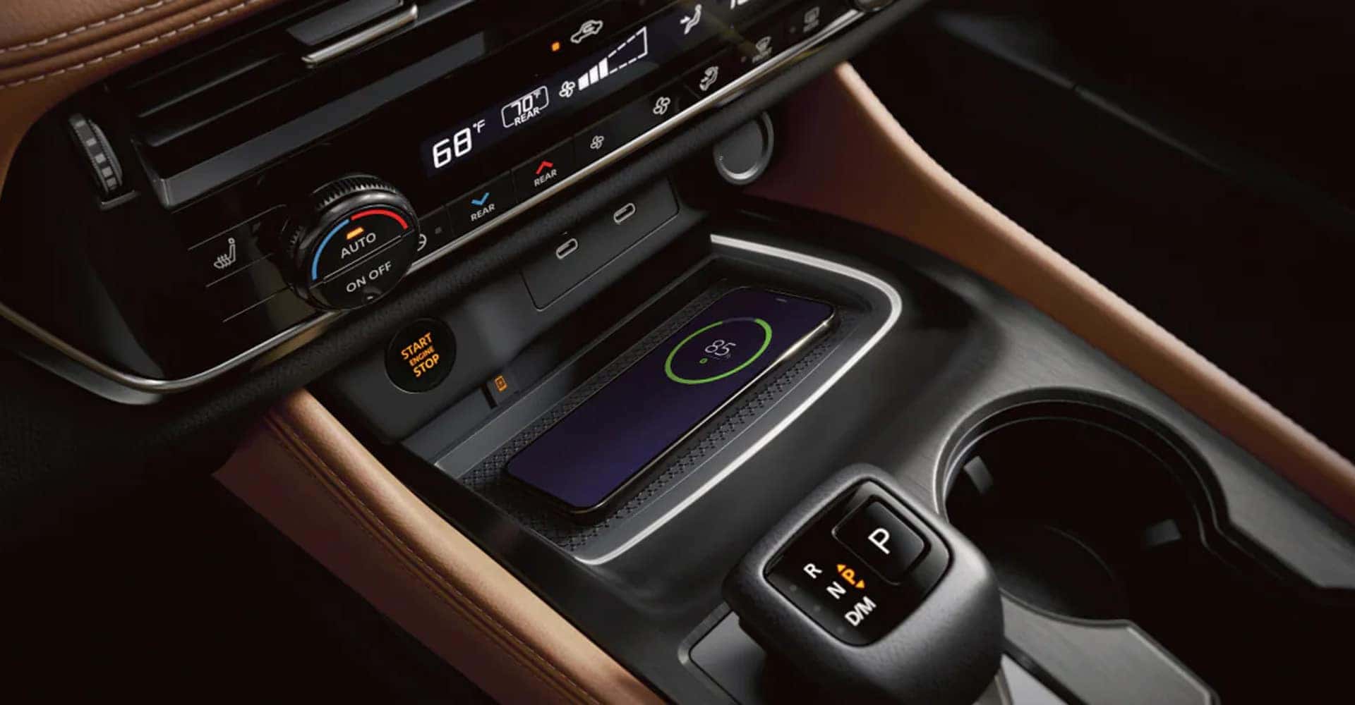 2025-nissan-leaf-touch-screen-showing-nissanconnect-ev-services