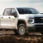 2027ChevroletSilverado-exterior-03