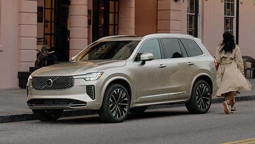 2025.5 Volvo XC90 Core B5 AWD Bright 