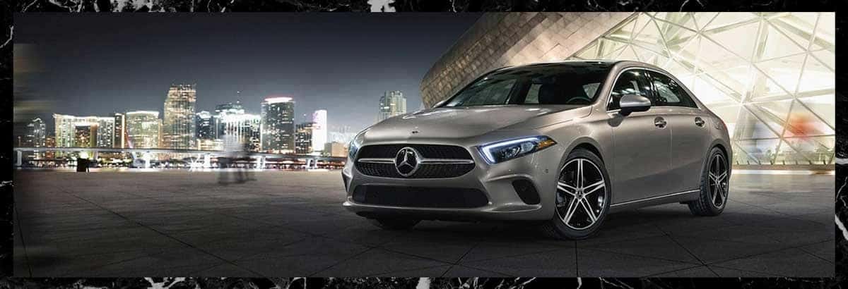 Mercedes Benz メルセデスベンツ 220 ERclassicsで販売されているメルセデスベンツ220S